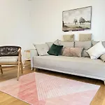 Ihr Exklusiver Rueckzugsort - Luxurioes Wohnen - Entspannen